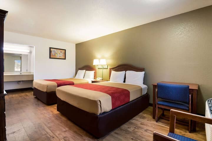 Room 21 of 31