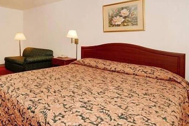Room 7 of 31