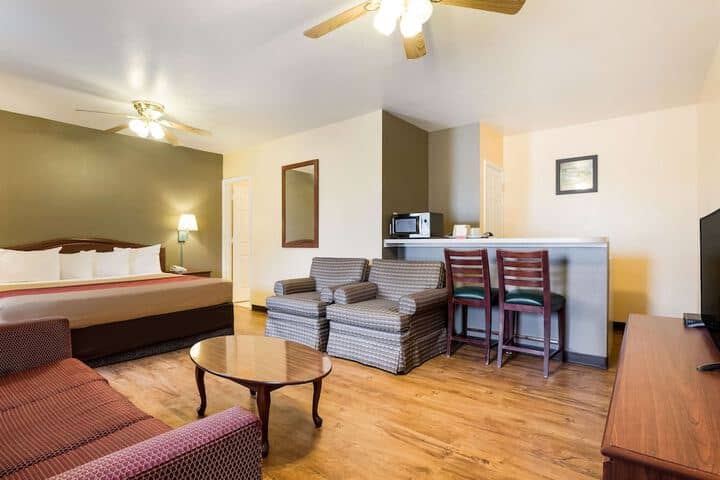 Room 14 of 31
