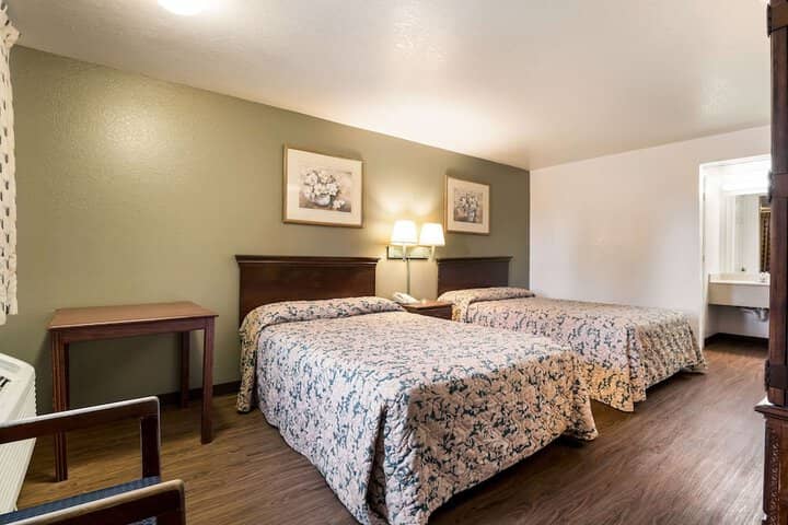 Room 20 of 31